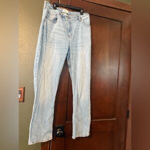 Abercrombie & Fitch 90’s slim straight Light Blue Ultra High Rise Jeans curve